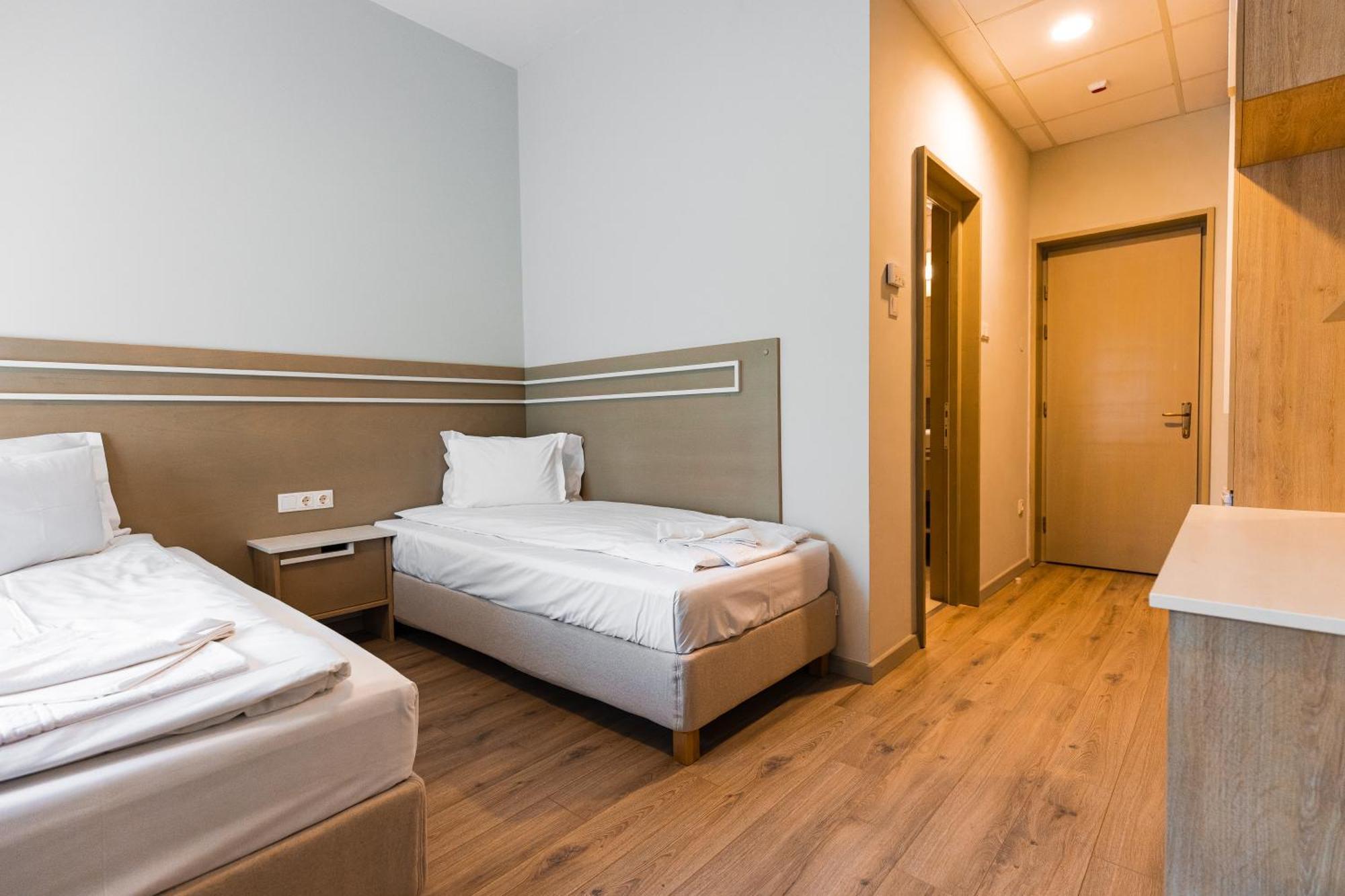 Hotel Szent Anna Vendeghaz à BaileTusnad Extérieur photo